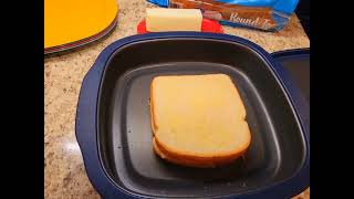 How to make: Grilled Cheese in the Micro pro grill- heatherwheeler.my.tupperware.com