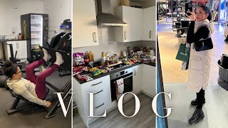 VLOG: FOOD SHOP, SHOPPING HAUL & GET READY WITH ME | Shade Shannon