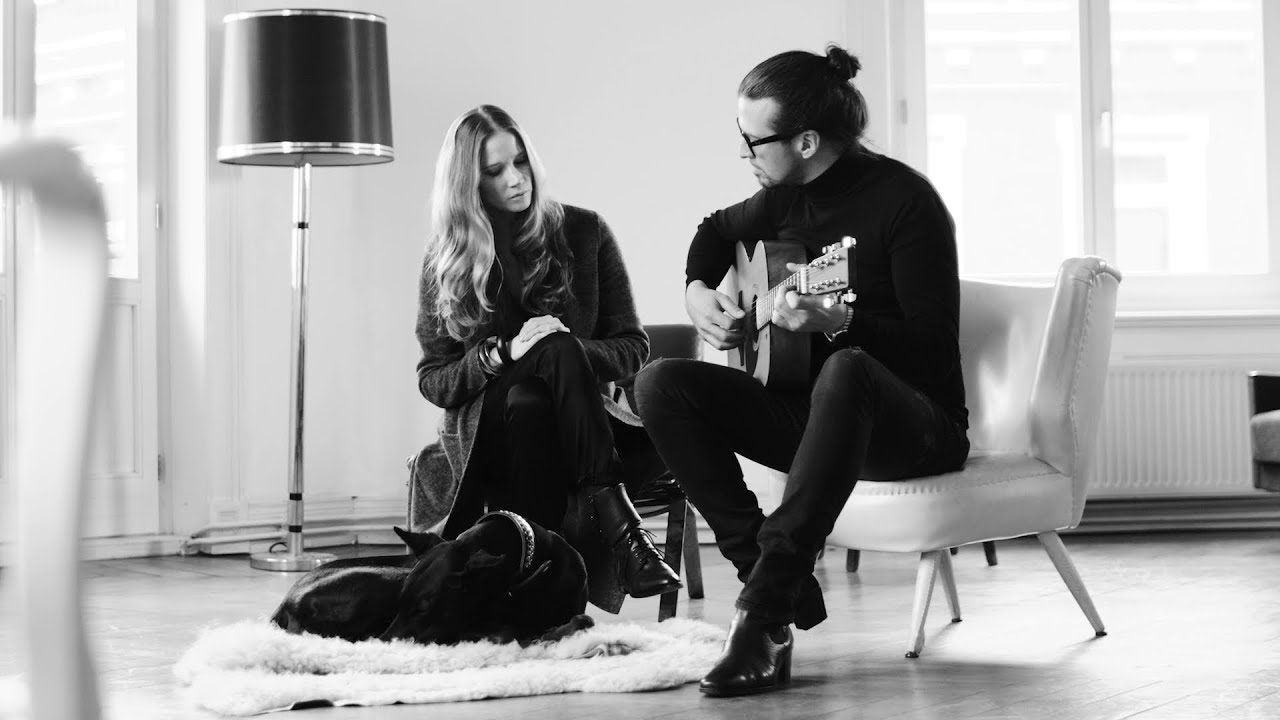 Ivy Flindt - When You're Not Around (Acoustic Version) OFFICIAL MUSIC VIDEO