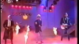 Bee Gees - Ordinary Lives - Germany Tv Kino 89 chords