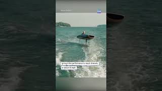 Electric Hydrofoil That Flies Above Water #shorts #electricboat #hydrofoil  #boatlife  #Innovation