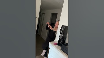 Bun talk with Tadej Pogačar and Urška Žigart 🧁