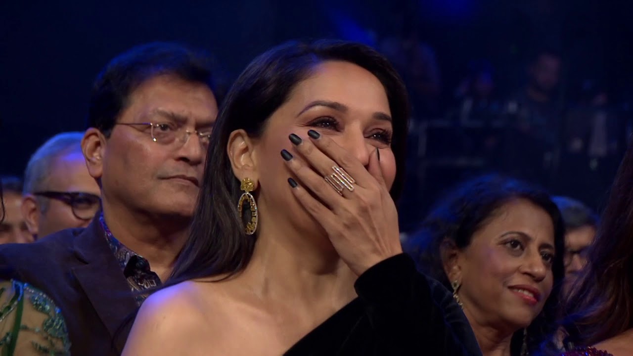 shahrukh khan Best comedy with alia bhatt in award show 2018