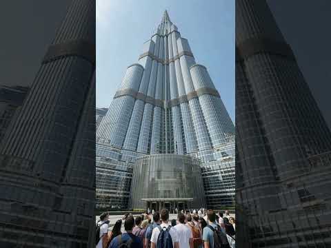 INTERSETING FACTS ABOUT BURJ KHALIFA WHICH YOU DON'T KNOW #youtubeshorts#SUSCRIBE #dubai