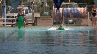 Thongs fly at Aussie Outback 'Olympics'