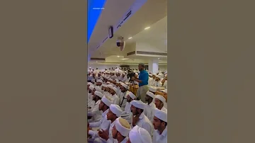 أشرق نور القلب علينا بحضور سيدي العلامة عمر بن حفيظ وسعادة الشيخ العلامة أبوبكر بن أحمد حفظهم الله 