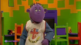 Tweenies - Knives (Full Safety Short)