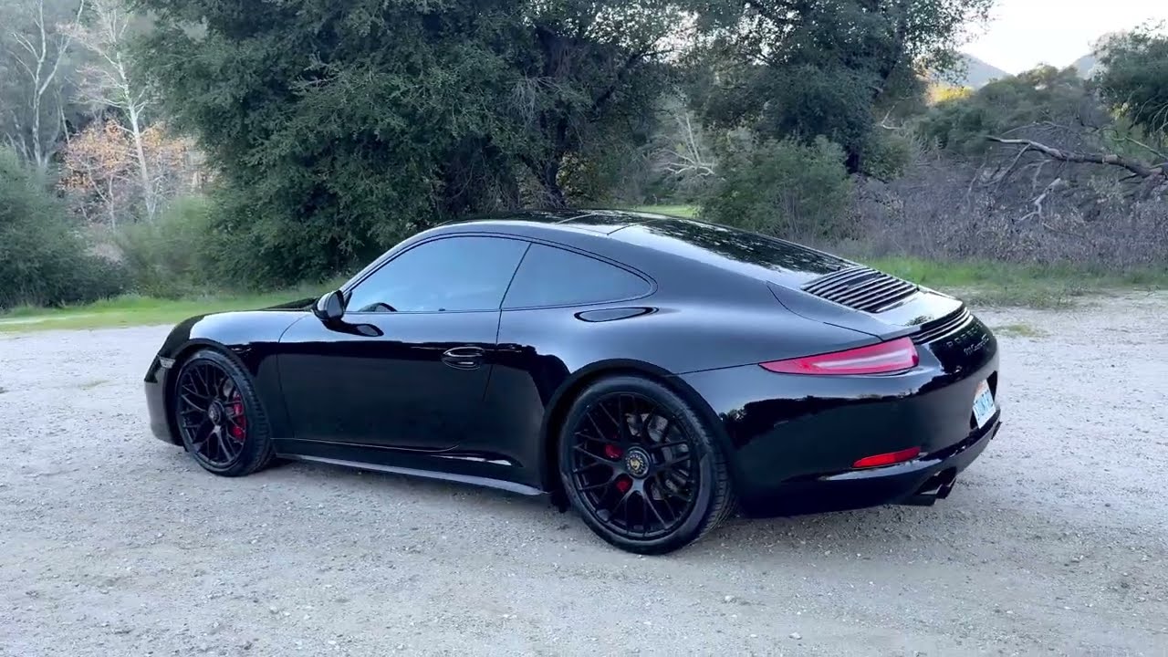 2016 Porsche 911 Carrera GTS Coupe - Walk Around