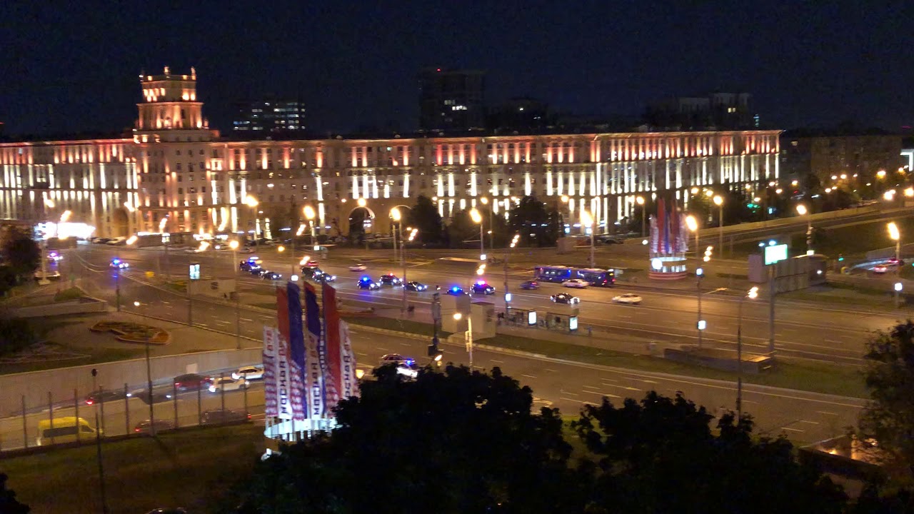 Putin’s motorcade beautifully sweeps along Leninsky Avenue Gagarin Square Moscow 