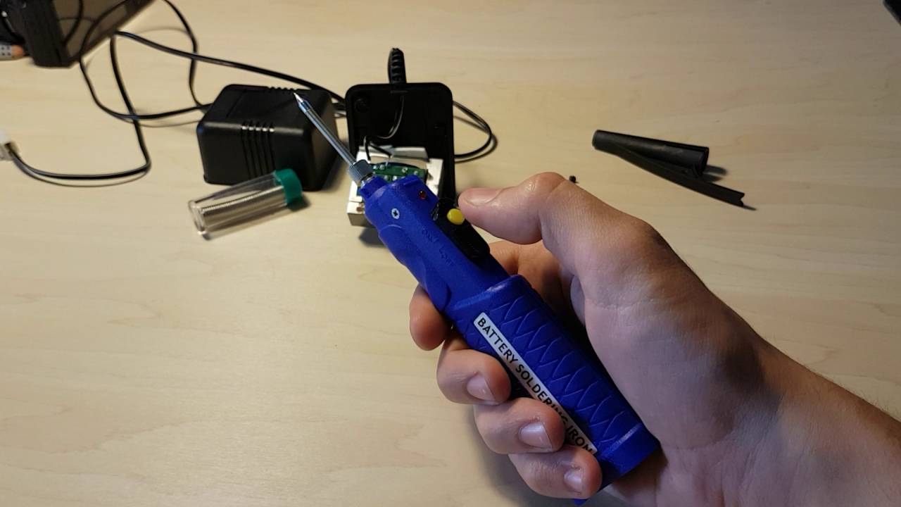 Y2 3.9nF Y5V ± 20/% THT 7.5mm 250VAC Condensatore 20x CY2V-3N9 X1 in ceramica