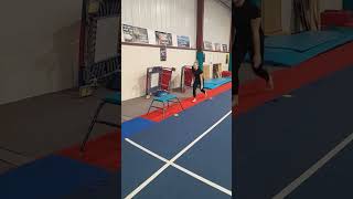 Yr1/2 Vault (Calderdale) squat on stretch jump off