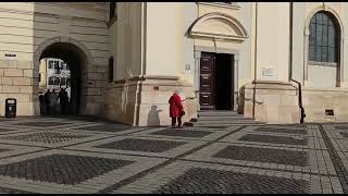 VIDEO Președintele Iohannis prezent la slujba de Paște la Biserica Romano-Catolică din centrul Sibiului 2 video