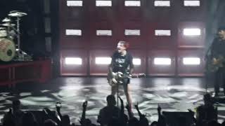 Yungblud - Mars (Live)