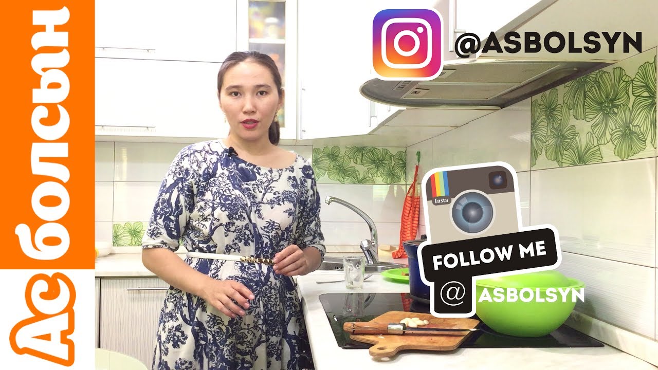 Sharka Blue фотосынан Үстел астындағы жасырын камера порно