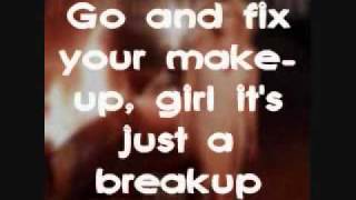 Miranda Lambert   Mama's Broken Heart [Lyrics On Screen] chords