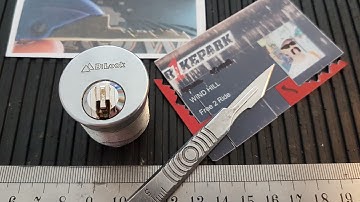 Making a working Bilock key Part 1 - Using a photo to create a credit card key template.