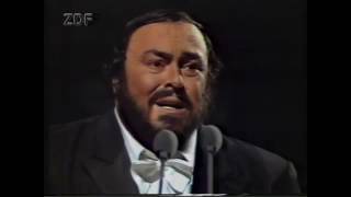 Video thumbnail of "Luciano Pavarotti - Vesti La Giubba - I Pagliacci ᴴᴰ"