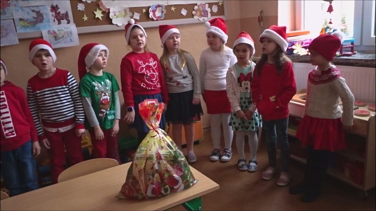 Czy Zerówka W Szkole Ma Ferie Zerówka śpiewa dla Mikołaja - YouTube