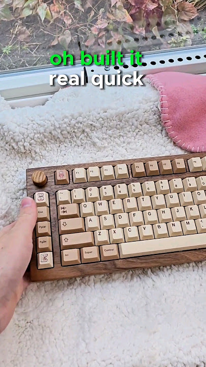 How is this keyboard SO GOOD? 🪓🌲This wood keyboard sounds amazing 🤩