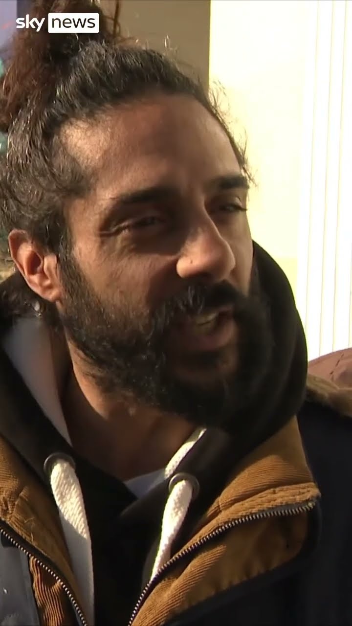 Brits queue for hours to join NHS dentist