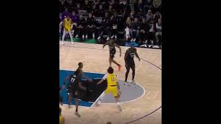 Jarred Vanderbilt cuts inside for the two handed dunk - Lakers vs Wolves October 29, 2025