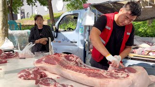 買豬肉的人太多了根本忙不過來。中國人太喜歡吃豬肉。