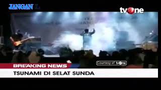 Download lagu Pernyataan vokalis seventeen pasca tsunami menerjang di tempat dia manggung #tvone