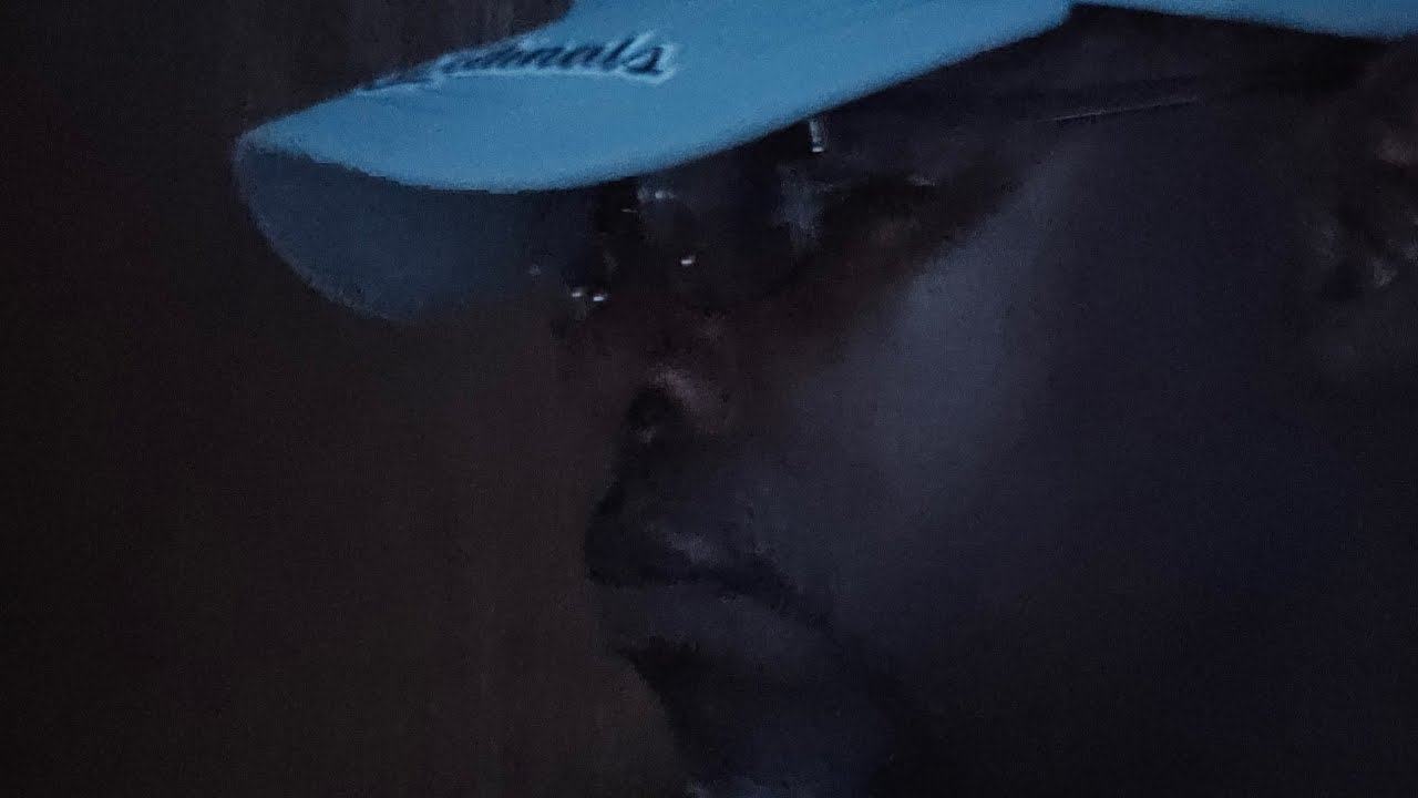 "Lookin' At The Phone" (remix) -Song by Daryle Hunter Jr