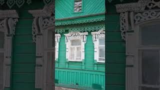 Красивый резной дом в городке Судиславле в 50 км от Костромы