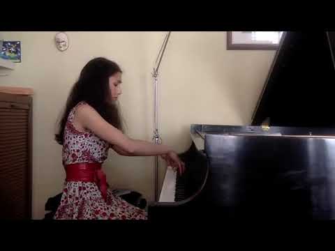 Pianist Mishka Momen | VC LIVING ROOM LIVE