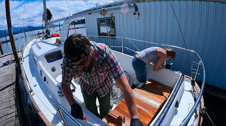 Restoring a 1967 30-foot Sailboat - Time Lapse - E...