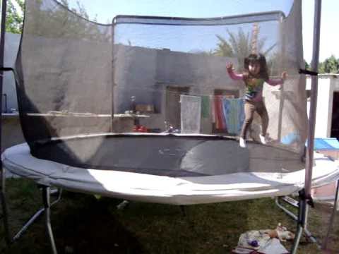 trampolin nicole - YouTube