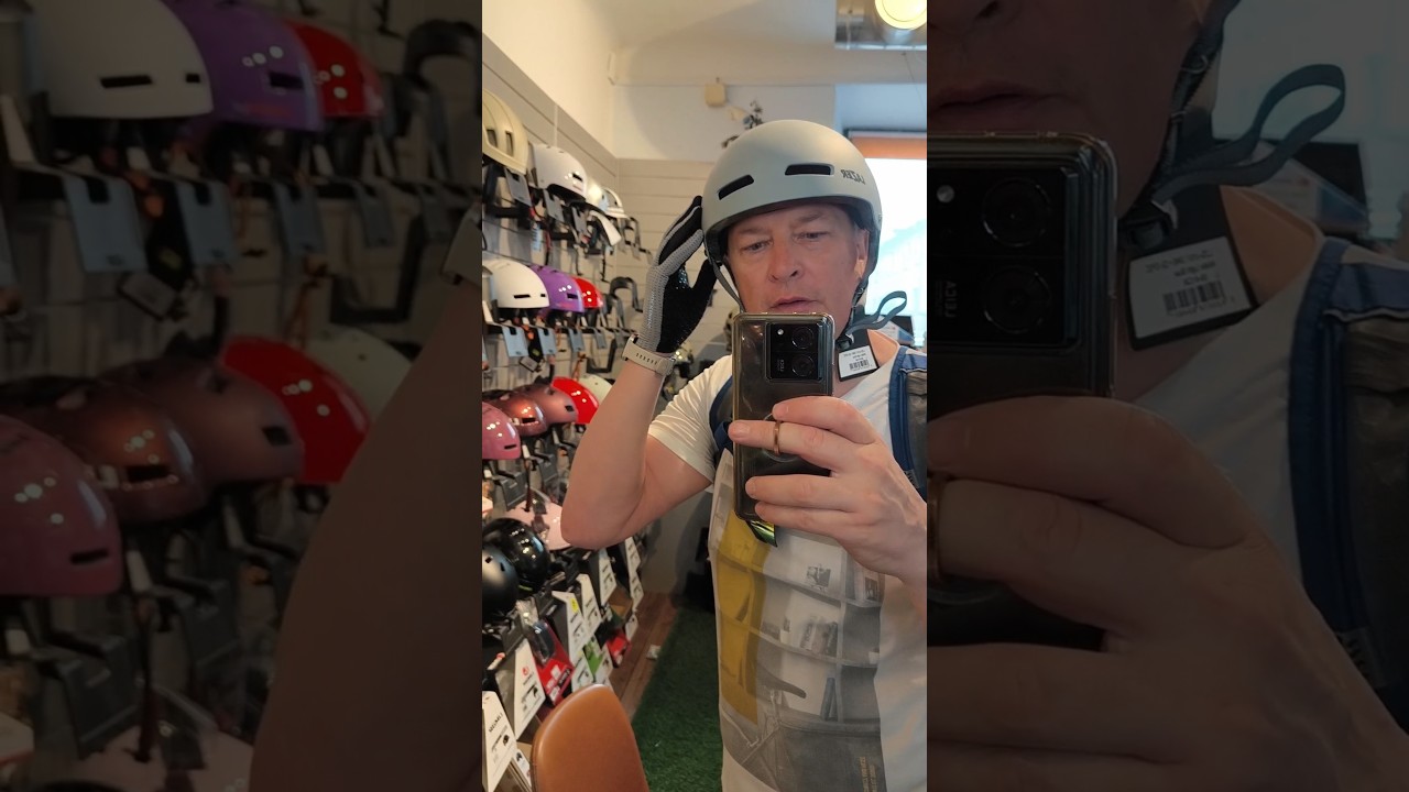 Как выбрать велосипедный шлем? #велосипед #велосипедныйшлем #велошлем #веломагазин #велосипедист