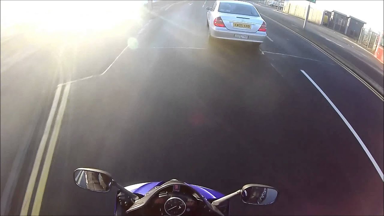 Yamaha R6 Taxi driver almost take me out - YouTube