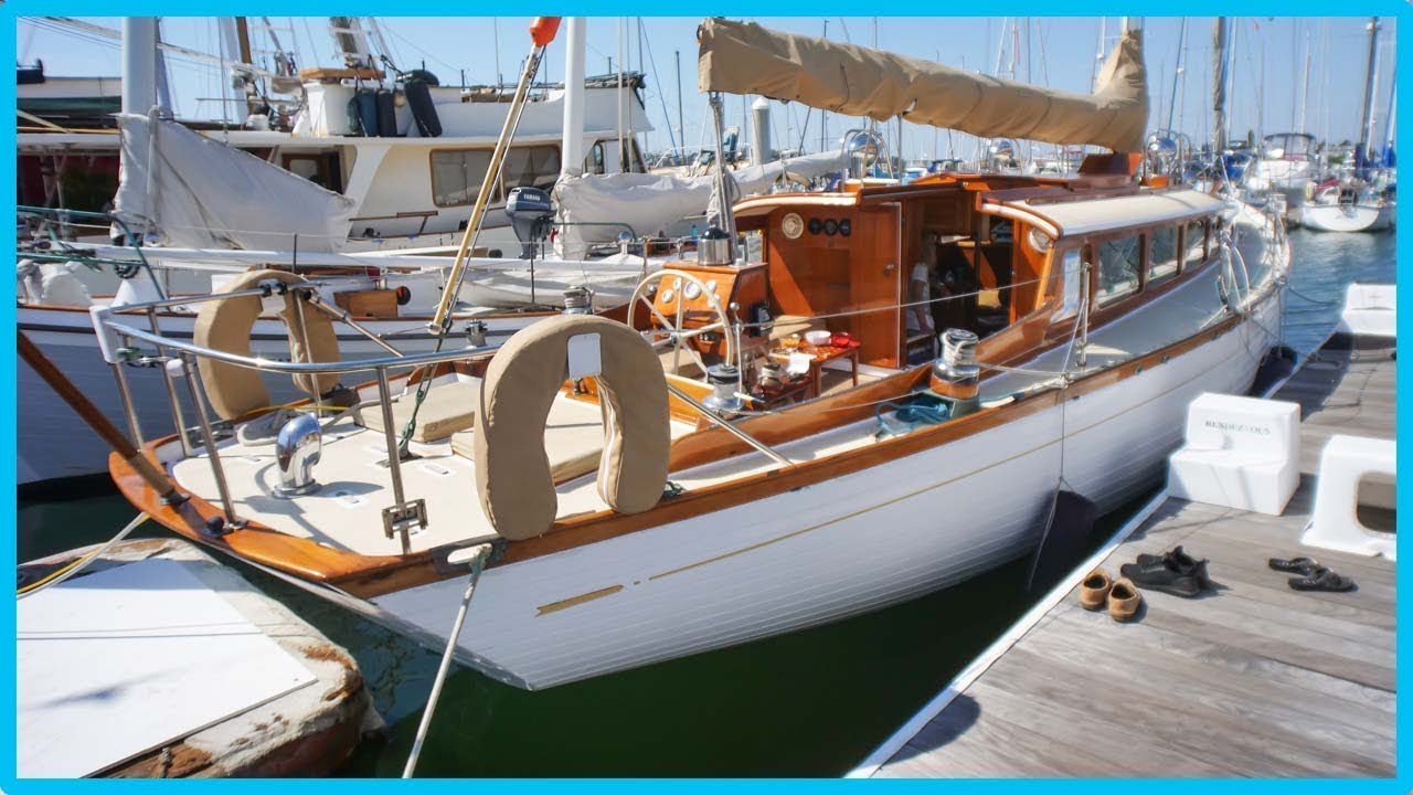 This WEIRD Old 50′ Sailboat Is Something From a Dream [Full Tour] Learning the Lines