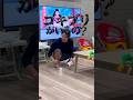 家族のために戦う、虫が苦手なパパ#shorts
