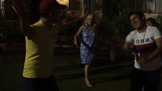 Download Lagu When White People Dancing On Indian Music MP3