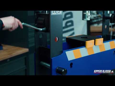 Product video thumbnail