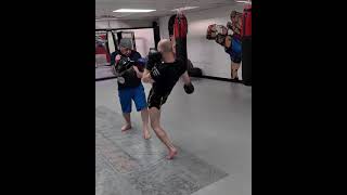 Padwork With Pro Muay Thai Fighter Jonno Chipchase