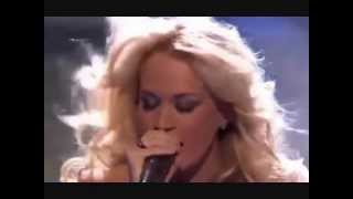 Carrie Underwood - Blown Away LIVE on American Idol