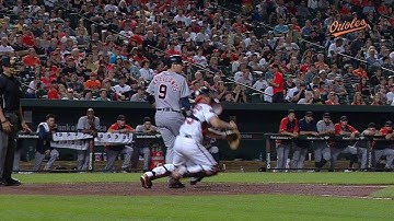 DET@BAL: Batter interference in O