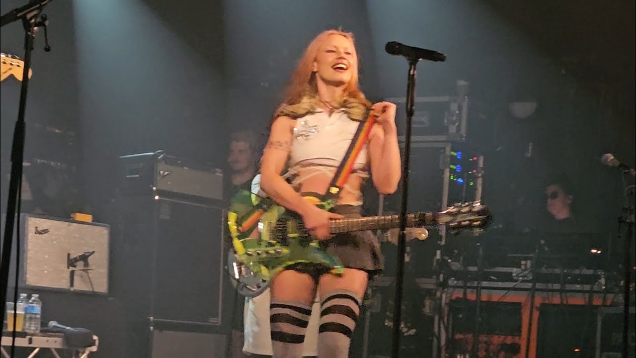 Wet Leg live at The Electric Ballroom London