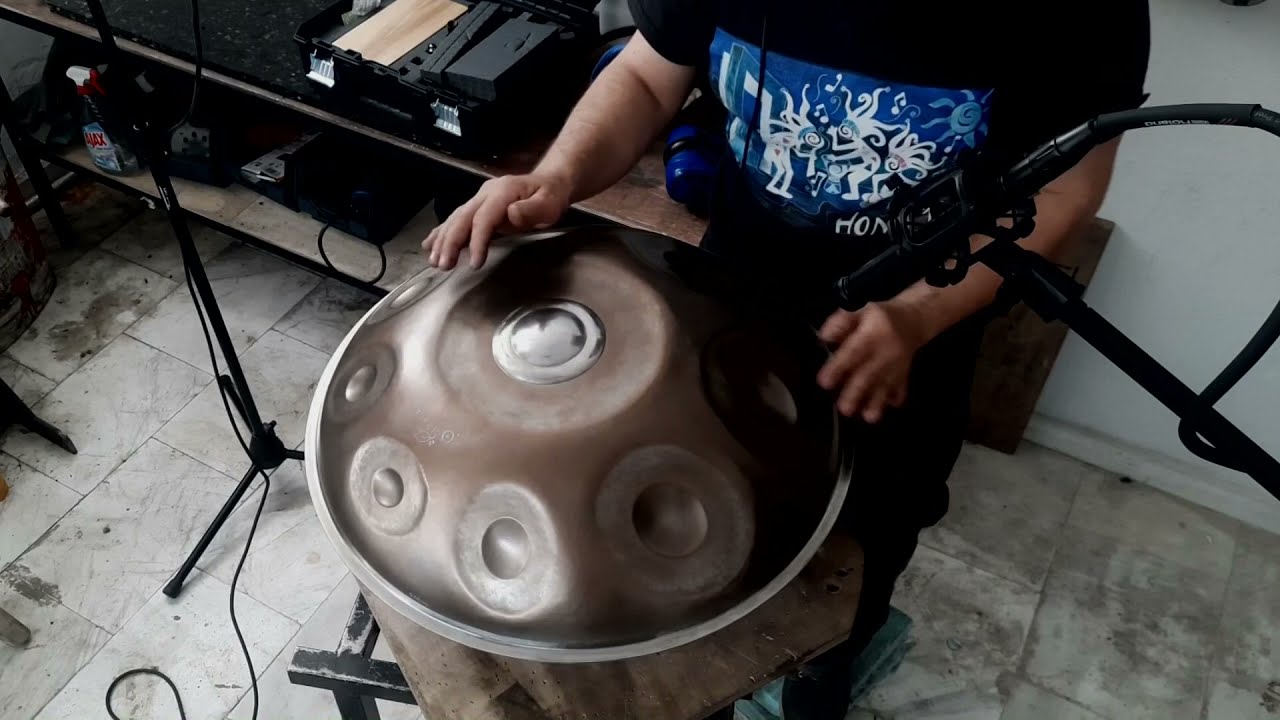 TIFLIS handpan F2 / C ( C# Eb ) F G Ab C Eb F G