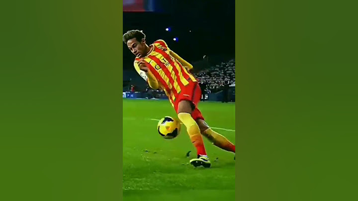 O Dia em que a chuteira de Neymar fez ele cair em Campo #shorts