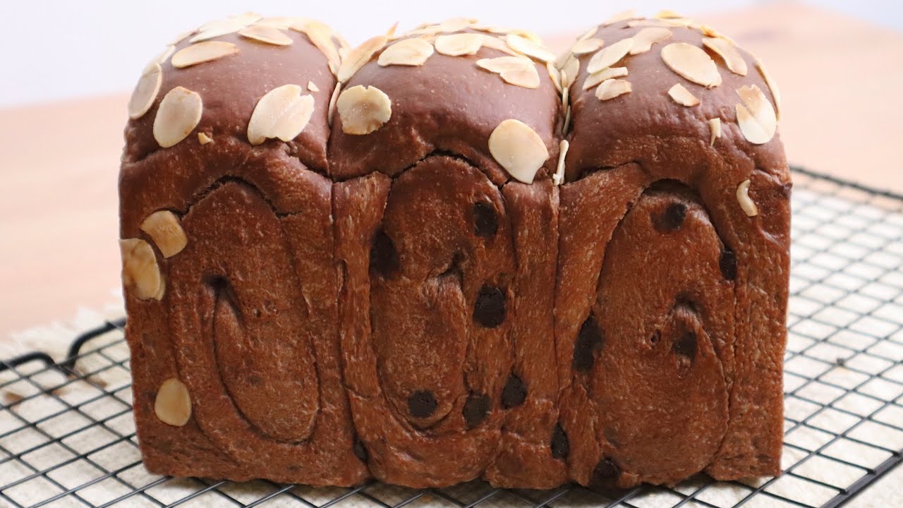 How to make Chocolate Milk Bread Loaf ｜ Easy Baking Recipe at Home