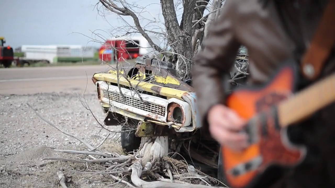 Sleduj Grant Farm - "Get In Line" - Official Music Video na YouTube