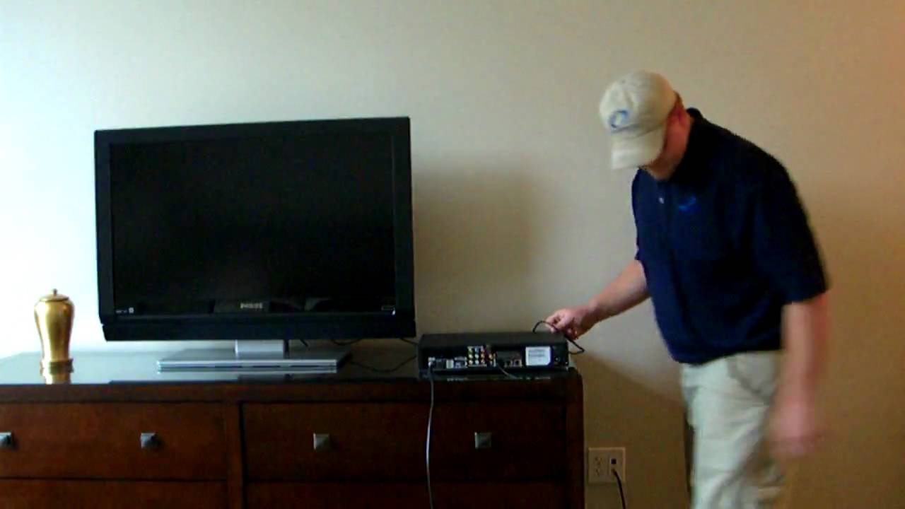 How to hook up a DIRECTV receiver - YouTube