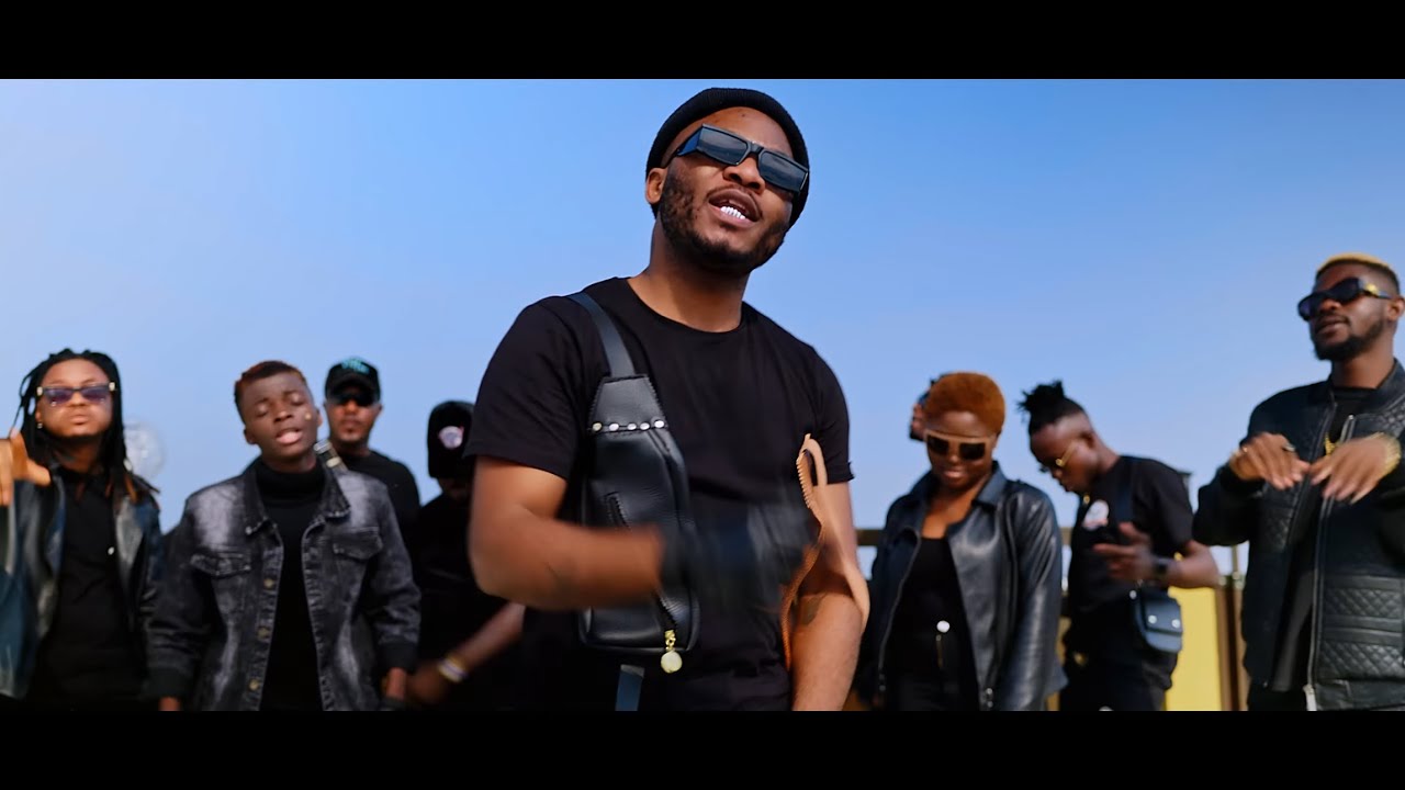 Guarda Magasco - Give Rmx ft Cookie, Mr Unique, NAT, Zeeval, Shanzy, Timag, Finila, Mic Monsta & Cleo Grae. su YouTube