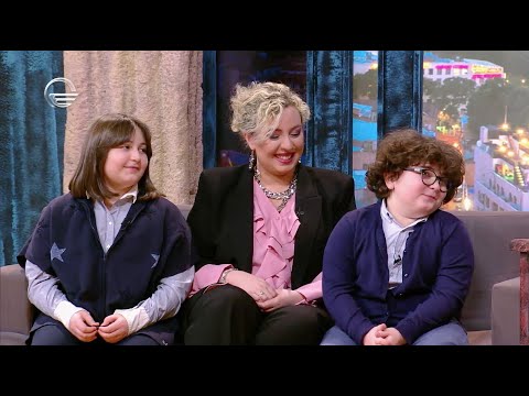 დონაძეების ოჯახი სტუმრად ღამის შოუში