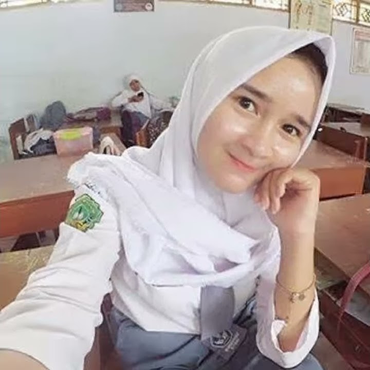 Story wa dj leda lede.keren.cewek sma cantik